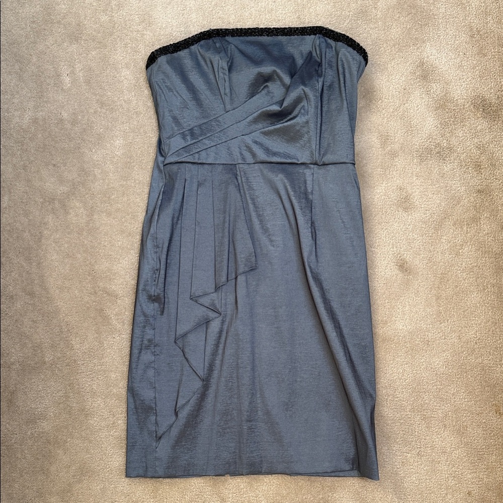 Elegant Gray Strapless Dress